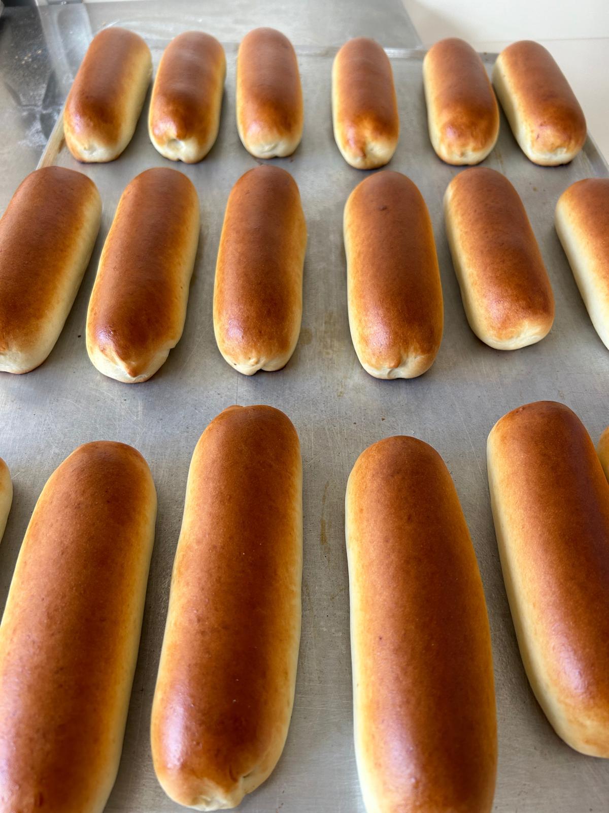 Brötchen mit Wurst z. B. Nürnberger
