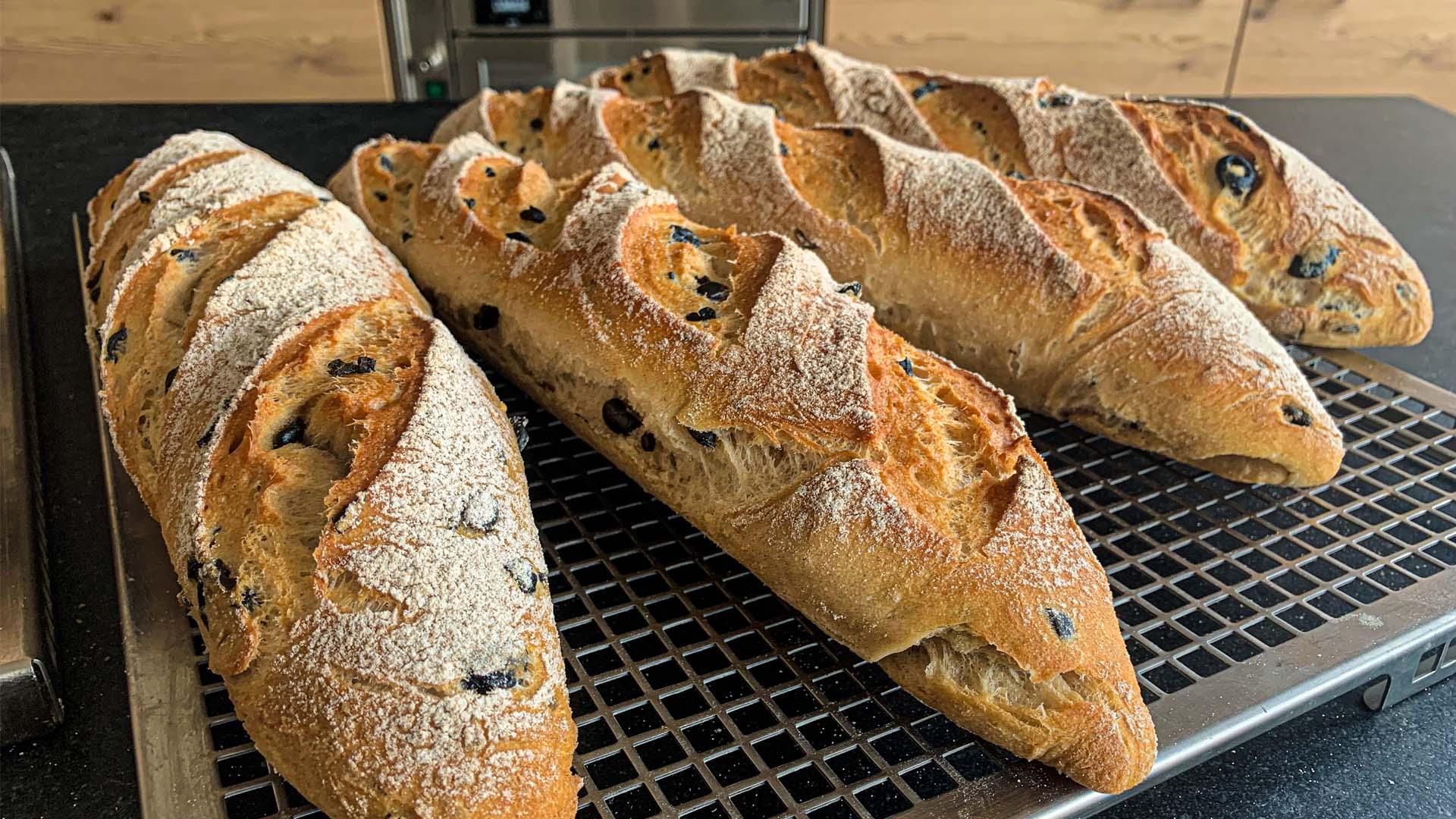 Olivenbaguette